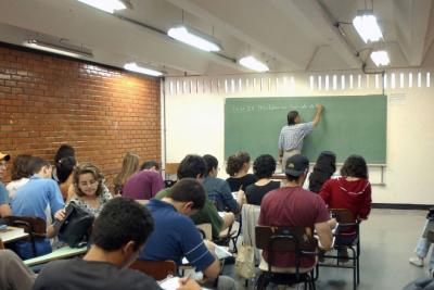 MEC publica editais do Prouni e do Fies para o 1º semestre de 2020