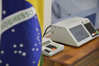 Câmara promove novo debate sobre voto impresso na segunda (31)